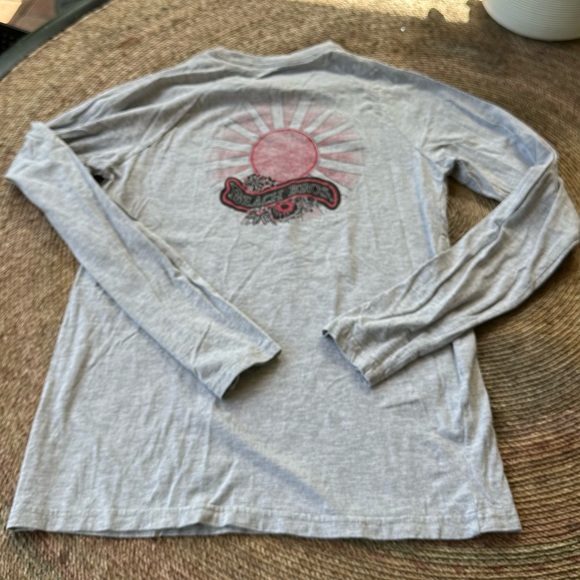 Tee long sleeve, size adult Small 95 cotton. - Picture 2 of 5